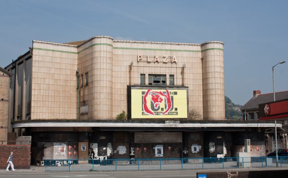 Plaza s giant front of house