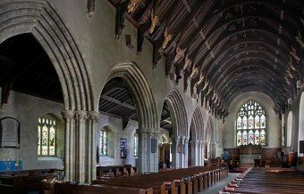 image of the inner of St Idloes Church in Llanidloes